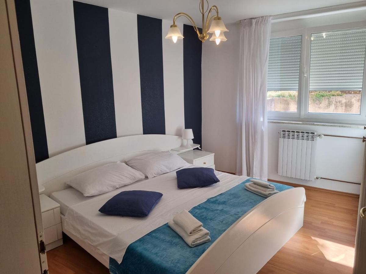 Appartamento Moro Vrbnik 2 Esterno foto