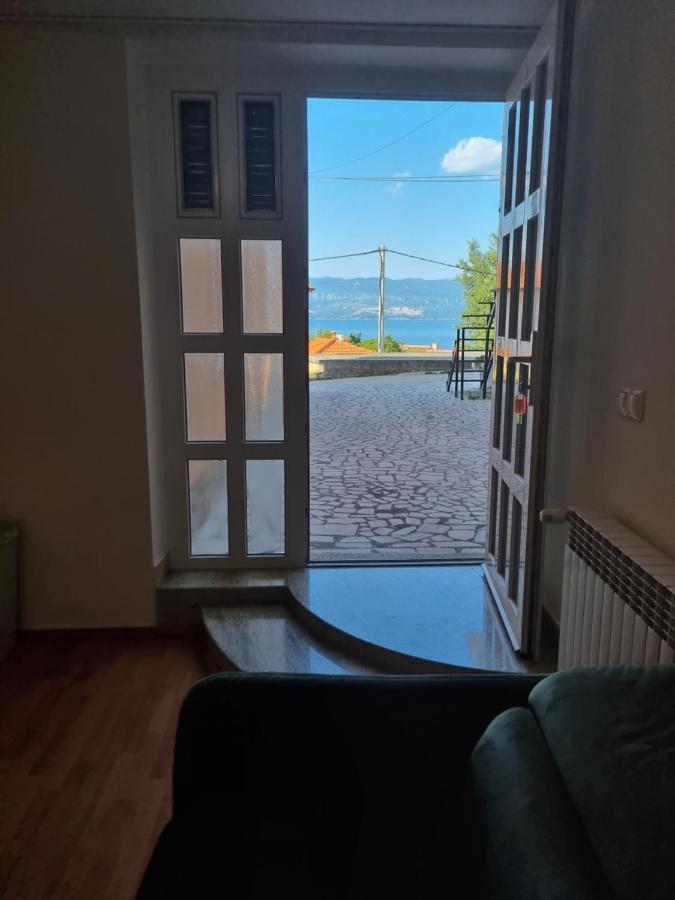 Appartamento Moro Vrbnik 2 Esterno foto